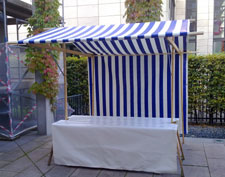 LSH200 in Blau/Wei mit Tresenverkleidung