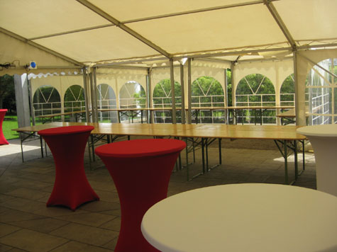 Bierzeltgarnituren